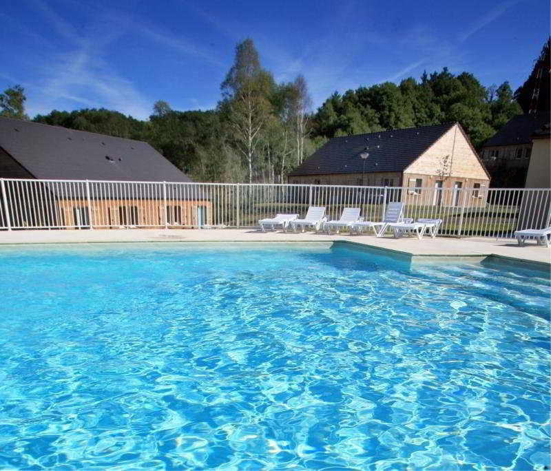 Vacanceole - Residence Le Domaine Du Bosquet Egletons Ngoại thất bức ảnh