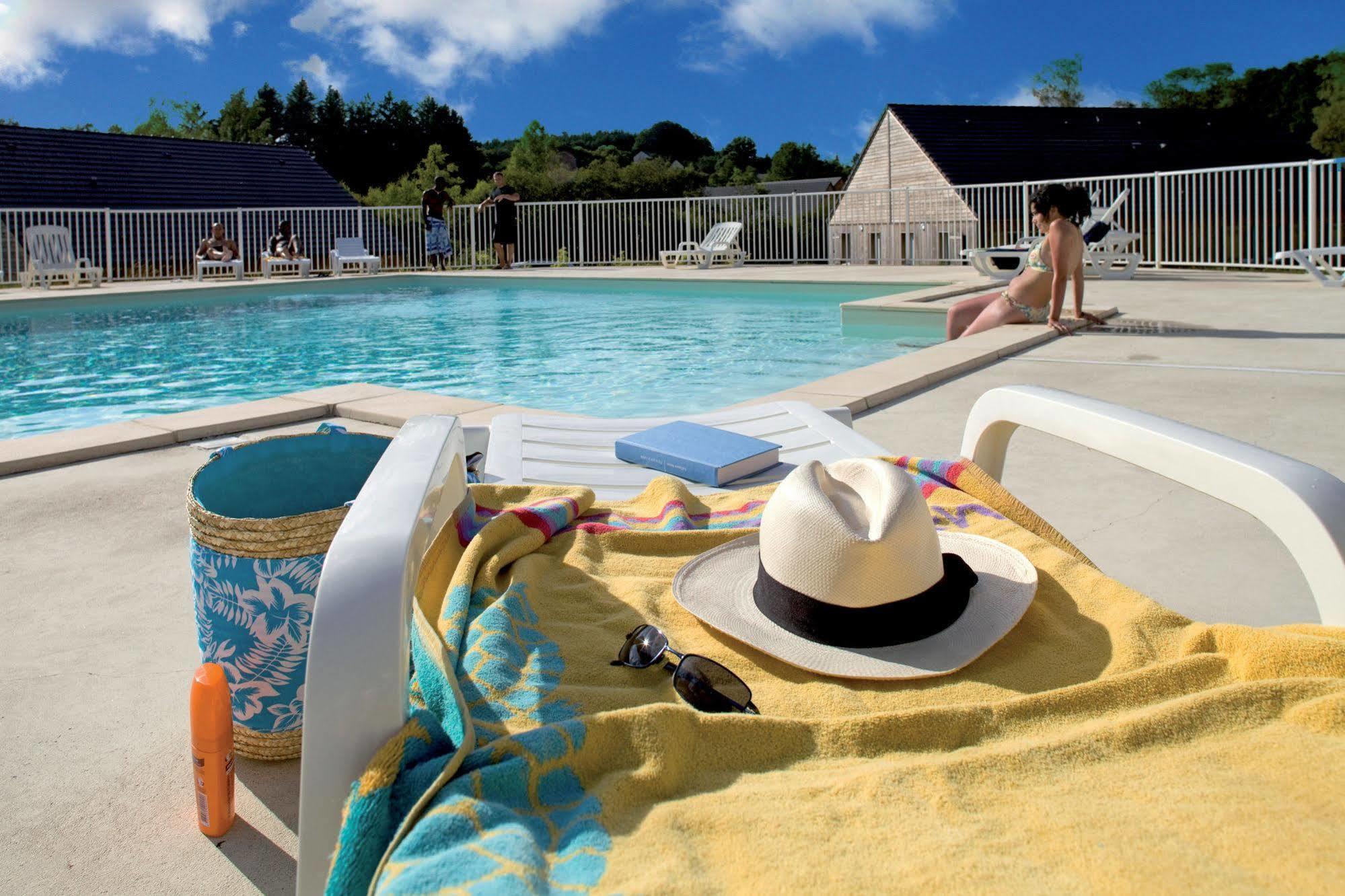 Vacanceole - Residence Le Domaine Du Bosquet Egletons Ngoại thất bức ảnh